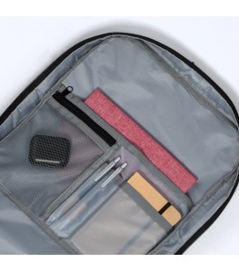 LOTE 17: MOCHILA MULTIFUNCION