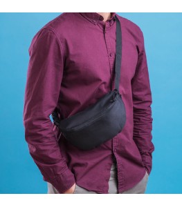 LOTE 43: RIÑONERA POLIESTER