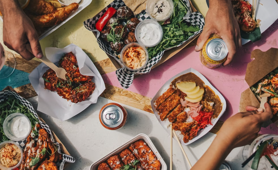 ¿Por qué los envases de comida para llevar personalizados y reutilizables son el mejor regalo para tus clientes?